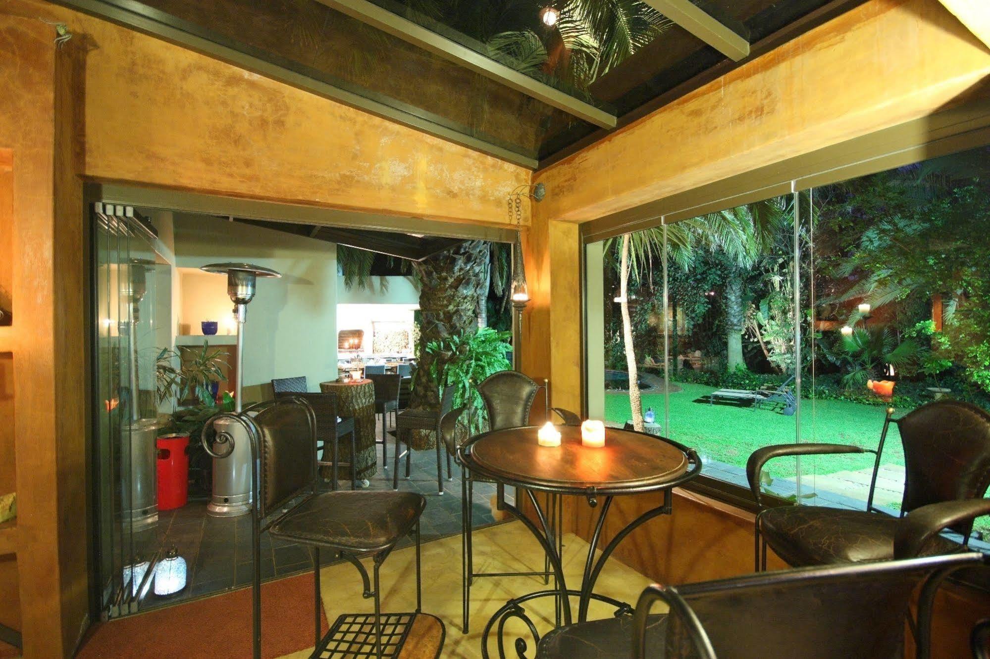 African Rock Hotel & Spa, A "Boutique Lifestyle Resort" Kempton Park Kültér fotó
